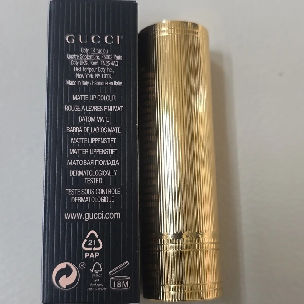 Gucci  Lipstick with Pink Box - Picture 2 of 5